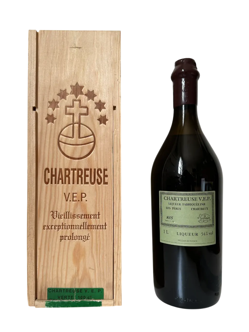 Liqueur Chartreuse VEP Vieillissement Exceptionnellement Prolongé Liqueur Verte fabriquée et mise en bouteille en 2021 par les Pères Chartreux