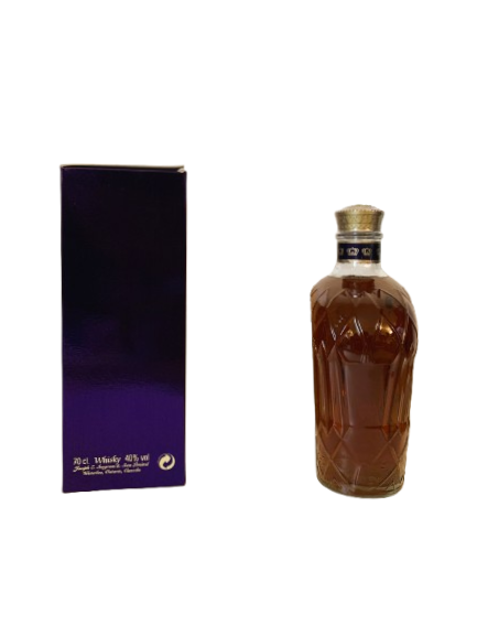 Crown Royal Blended Canadian Whisky Fine de Luxe The Legendary Whisky