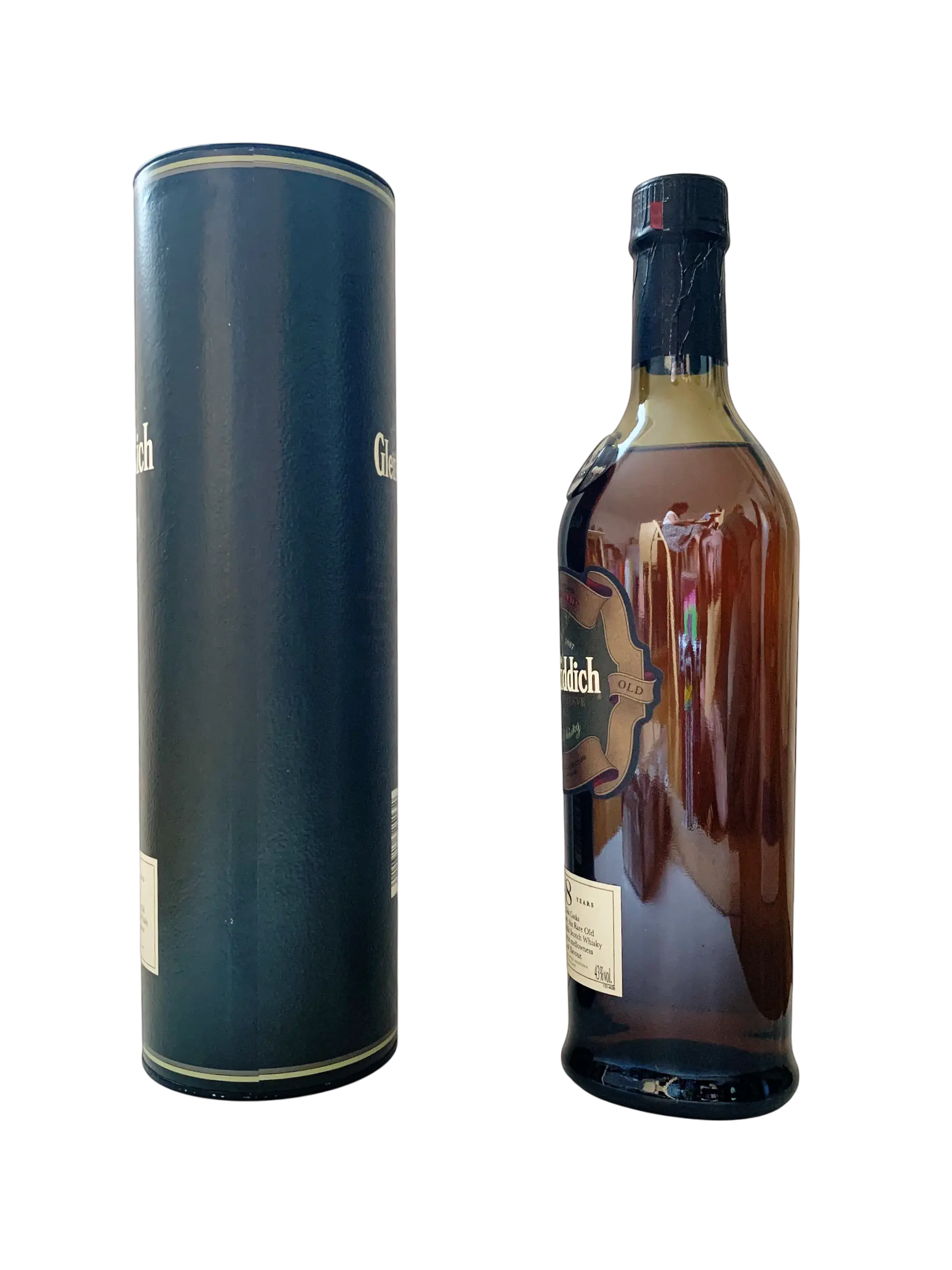 Pure single malt Glenfiddich ancient reserve aged 18 years in oak casks