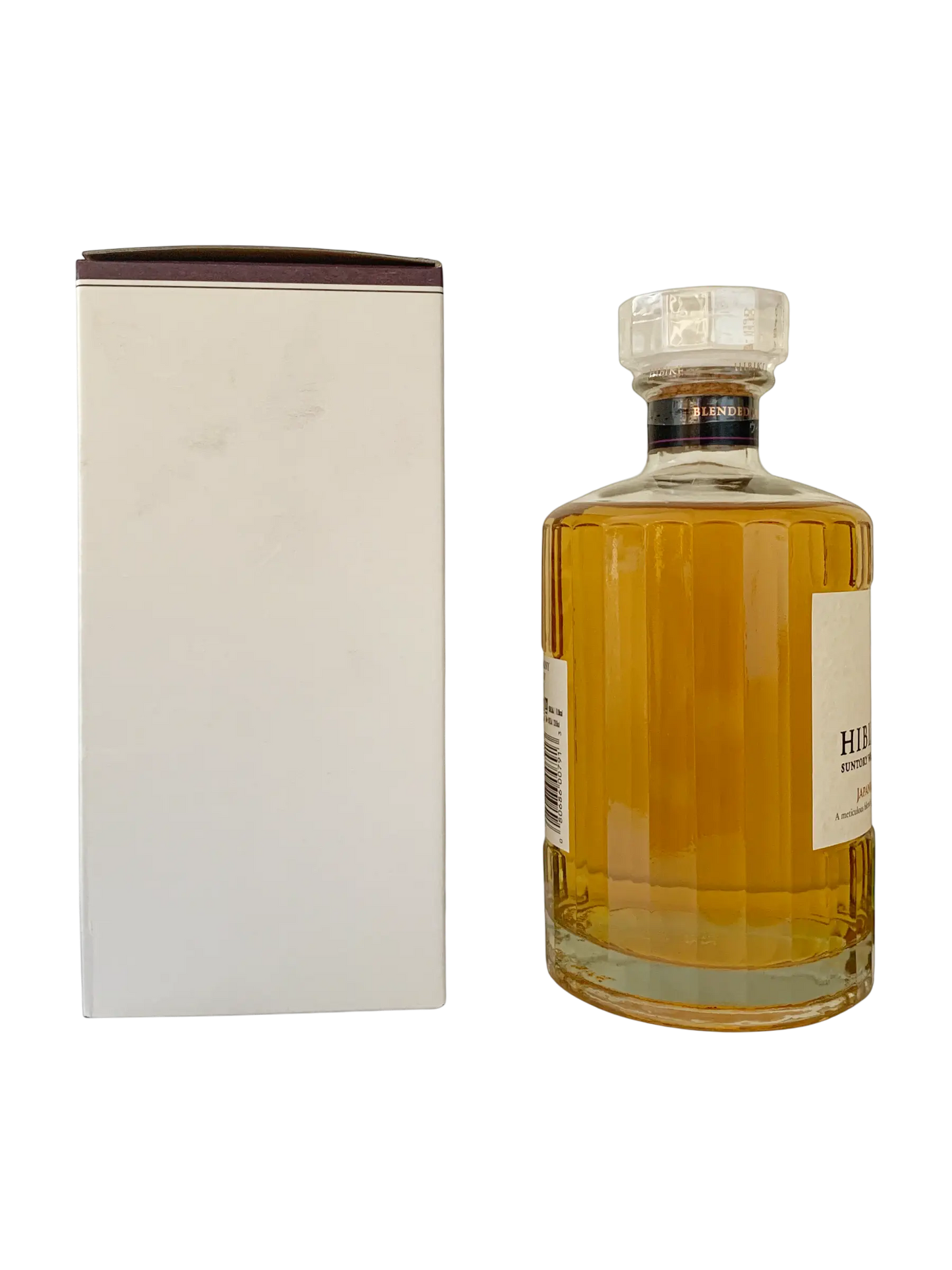 Suntory Whisky Hibiki Japanese Harmony A Meticulous Blend of the Finest selection of whiskies